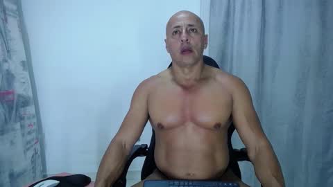 Snapshot of jordan_gomez_ chatting on 03/05/25, 01:10 Jordan online show from 03/05/25, 01:10