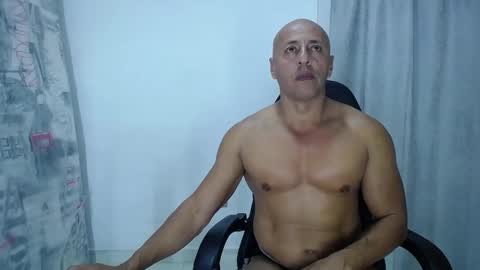 Snapshot of jordan_gomez_ chatting on 03/07/25, 11:49 Jordan online show from 03/07/25, 11:49