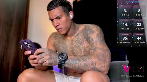 Snapshot of jordandenis17 chatting on 11/04/25, 12:04 Schedule 3 pm - 10pm OfflineTuesday and Wednesday online show from 11/04/25, 12:04