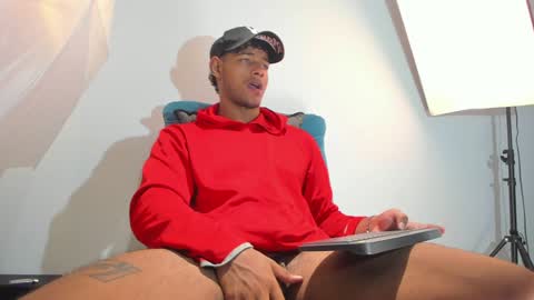 JordanParis online show from 12/22/24, 06:49