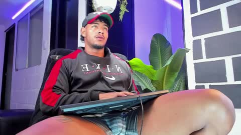 JordanParis online show from 02/15/25, 12:54