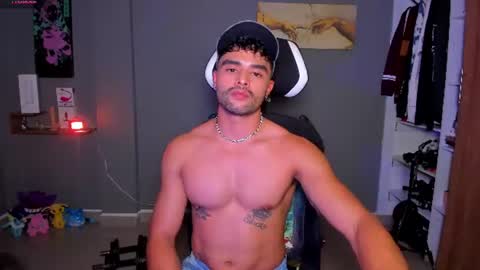 Snapshot of jordanrossie chatting on 06/10/26, 11:24 JordanRossie online show from 06/10/26, 11:24