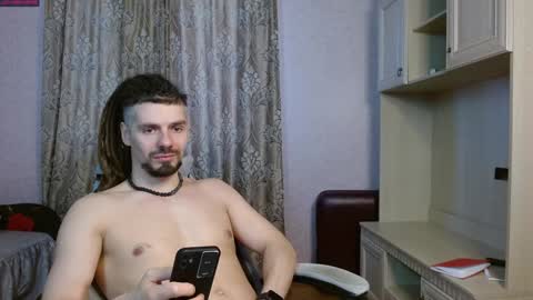 Snapshot of jorra777 chatting on 01/25/25, 12:05 Jora online show from 01/25/25, 12:05