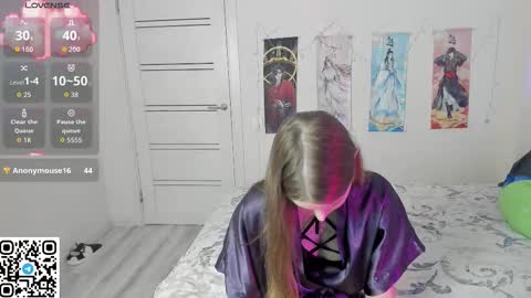 Snapshot of jorroger chatting on 09/20/25, 07:59 Mila online show from 09/20/25, 07:59