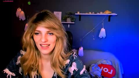 Snapshot of jose_fairy chatting on 11/03/25, 07:59 jose_fairy online show from 11/03/25, 07:59