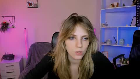 Snapshot of jose_fairy chatting on 11/11/25, 10:04 jose_fairy online show from 11/11/25, 10:04