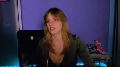 Snapshot of jose_fairy chatting on 11/18/25, 09:58 jose_fairy online show from 11/18/25, 09:58