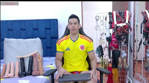 Snapshot of jose_rumbero91 chatting on 06/07/26, 12:53 jose_rumbero91 online show from 06/07/26, 12:53