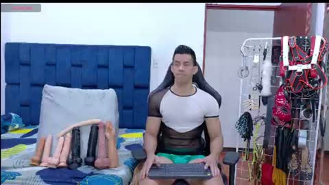 Snapshot of jose_rumbero91 chatting on 06/10/26, 11:20 jose_rumbero91 online show from 06/10/26, 11:20
