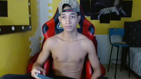 jose_sexycumm online show from 10/07/25, 07:44