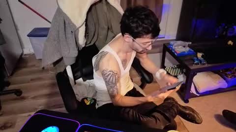 Snapshot of josefturner1 chatting on 03/08/26, 05:55 Josef online show from 03/08/26, 05:55