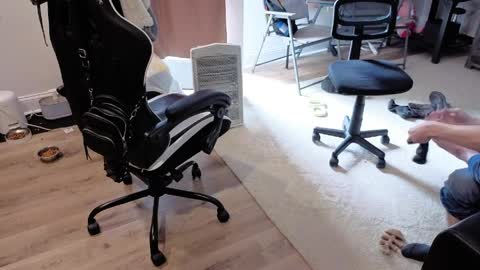 Snapshot of josefturner1 chatting on 04/05/26, 04:37 Josef online show from 04/05/26, 04:37