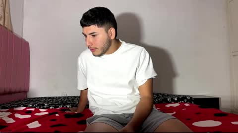 Snapshot of josegarizado chatting on 04/22/26, 02:47 Jose online show from 04/22/26, 02:47