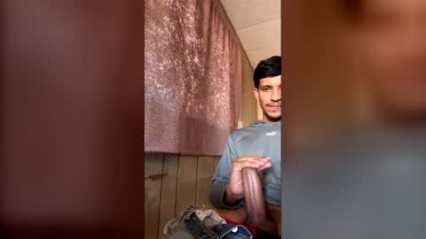 Snapshot of joseguillermofierroarmenta chatting on 05/18/26, 10:15 joseguillermofierroarmenta online show from 05/18/26, 10:15