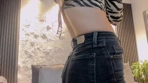 Snapshot of joselin_rouse chatting on 06/08/26, 01:22 joselin online show from 06/08/26, 01:22