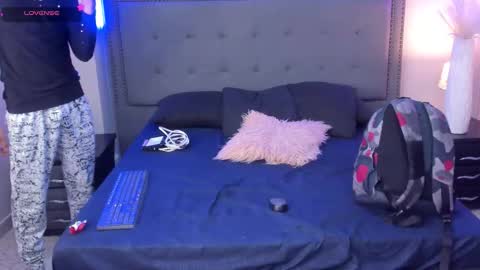 Snapshot of joselucian chatting on 09/13/25, 09:09 jose online show from 09/13/25, 09:09