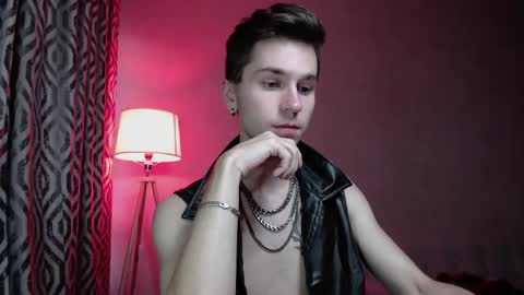 Snapshot of joseph__quinn chatting on 10/06/25, 12:24 Master Joseph online show from 10/06/25, 12:24