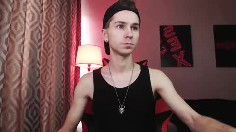 Snapshot of joseph__quinn chatting on 11/03/25, 07:31 Master Joseph online show from 11/03/25, 07:31