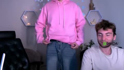 joseph_bear_ online show from 10/02/25, 07:43