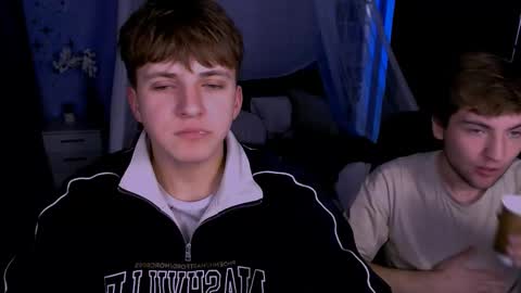 joseph_bear_ online show from 11/19/25, 08:20