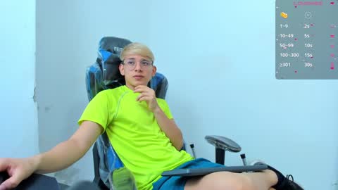 Snapshot of joseph_brown_ chatting on 12/22/24, 04:17 JOSEPH BROWN online show from 12/22/24, 04:17