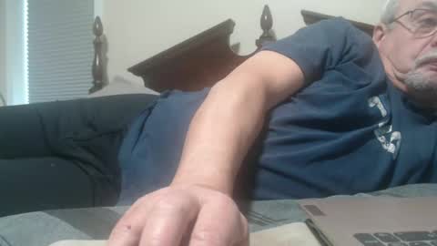 Snapshot of josephgr2021 chatting on 02/21/25, 06:26 josephgr2021 online show from 02/21/25, 06:26