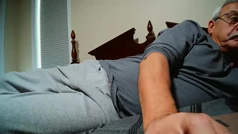 Snapshot of josephgr2021 chatting on 11/04/25, 10:42 josephgr2021 online show from 11/04/25, 10:42