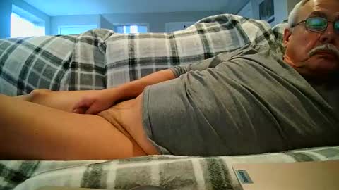 Snapshot of josephgr2021 chatting on 04/14/26, 08:15 josephgr2021 online show from 04/14/26, 08:15