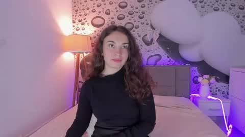Josephine online show from 04/05/26, 12:24