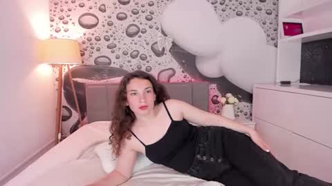 Josephine online show from 04/19/26, 06:10