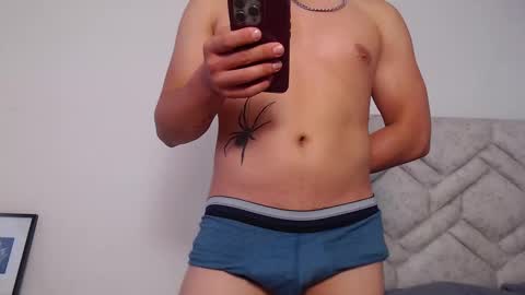 Snapshot of josephmosquera chatting on 12/23/24, 01:03 josephmosquera online show from 12/23/24, 01:03