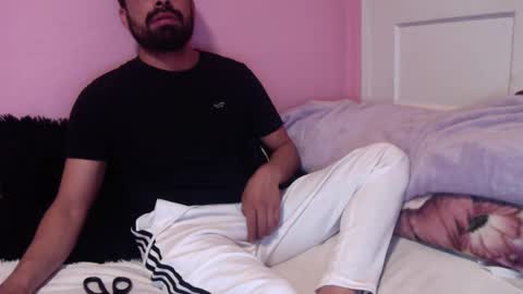 Snapshot of josephs1990 chatting on 02/05/25, 01:58 josephs1990 online show from 02/05/25, 01:58