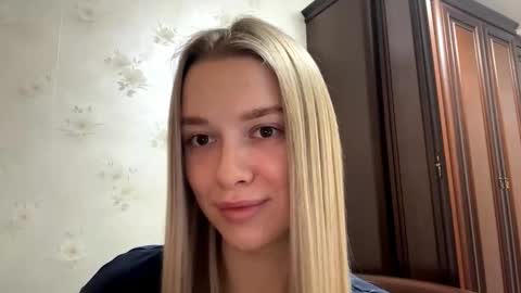 Snapshot of josephstahnke chatting on 11/27/25, 05:20 Anessa online show from 11/27/25, 05:20