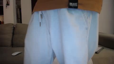 josezaens_ online show from 10/05/25, 11:02