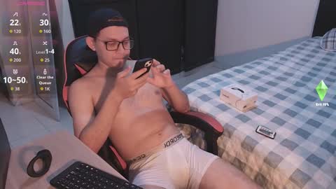 josh_18cm online show from 10/25/25, 10:45