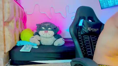 Snapshot of josh_cam99 chatting on 03/25/26, 05:13 JOSH online show from 03/25/26, 05:13