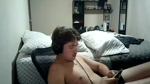 Snapshot of josh_fucks420 chatting on 02/07/25, 12:09 Josh online show from 02/07/25, 12:09