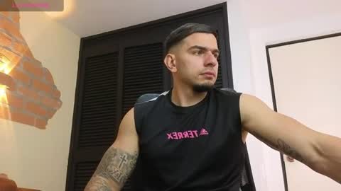 josh_miller01 online show from 07/07/26, 12:42