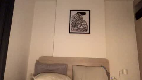 josh_xo online show from 09/14/25, 06:07