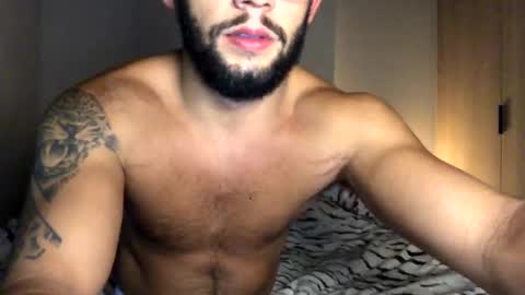 josh_xo online show from 09/28/25, 07:19