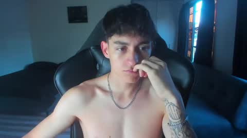 Snapshot of joshmiller_ chatting on 04/09/26, 10:37 Josh online show from 04/09/26, 10:37