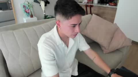 Snapshot of joshonair chatting on 05/20/26, 04:46 Josh online show from 05/20/26, 04:46