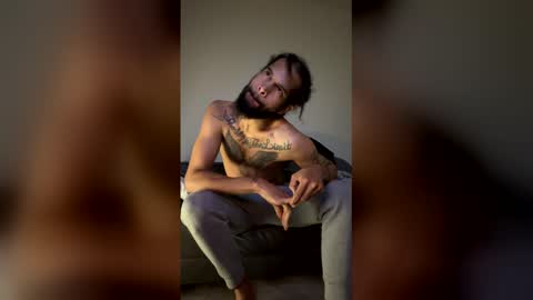 joshua_b11 online show from 03/28/26, 08:41