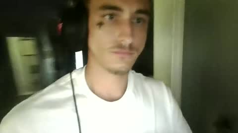 Snapshot of joshuamadeit123 chatting on 06/28/26, 06:58 joshuamadeit123 online show from 06/28/26, 06:58