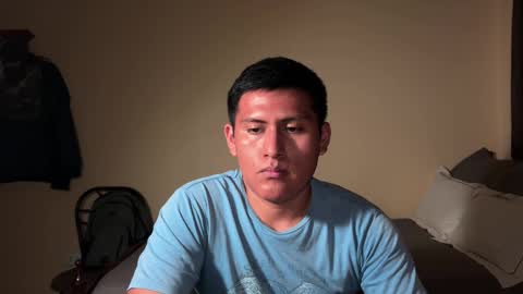 Snapshot of joshuatls08 chatting on 01/16/25, 03:23 joshuatls08 online show from 01/16/25, 03:23