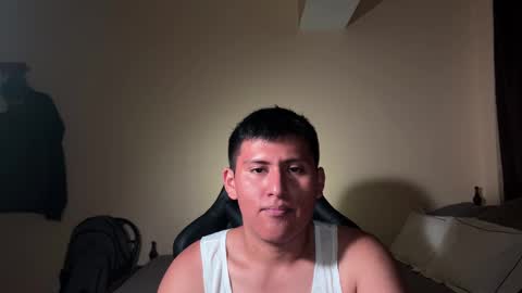 Snapshot of joshuatls08 chatting on 02/09/25, 03:32 joshuatls08 online show from 02/09/25, 03:32