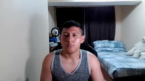 Snapshot of joshuatls08 chatting on 10/03/25, 04:20 joshuatls08 online show from 10/03/25, 04:20