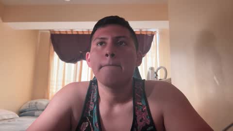 Snapshot of joshuatls08 chatting on 10/12/25, 04:06 joshuatls08 online show from 10/12/25, 04:06