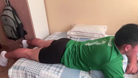 Snapshot of joshuatls08 chatting on 10/18/25, 02:07 joshuatls08 online show from 10/18/25, 02:07