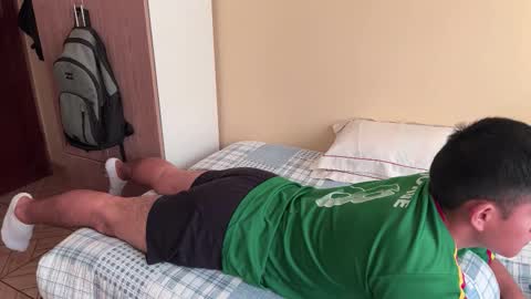 Snapshot of joshuatls08 chatting on 10/19/25, 03:23 joshuatls08 online show from 10/19/25, 03:23